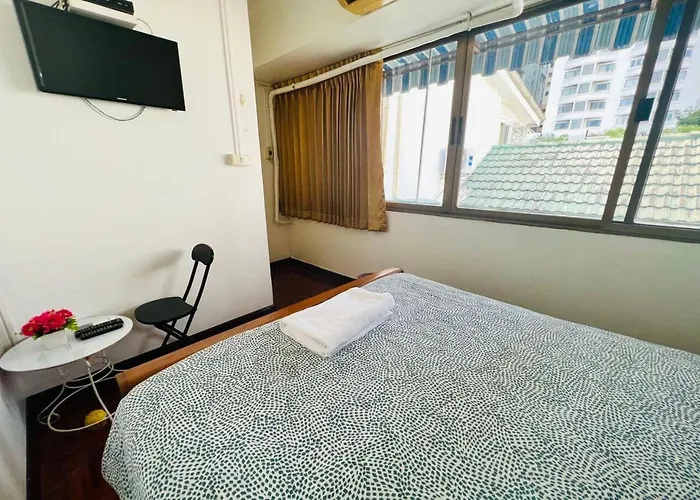 Reehouse@soi Cowboy/asoke Bts Гостевой дом